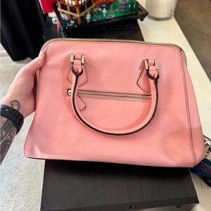 GUESS handbag in Rose.